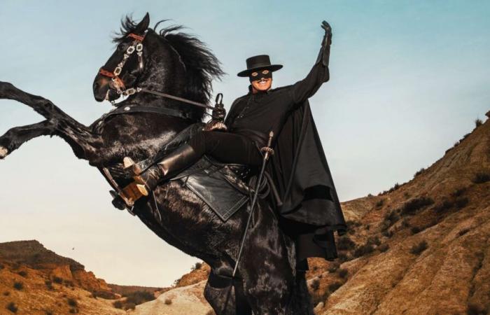 Comment
      Jean
      Dujardin
      réinvente
      «
      Zorro
      »
      dans
      sa
      nouvelle
      série