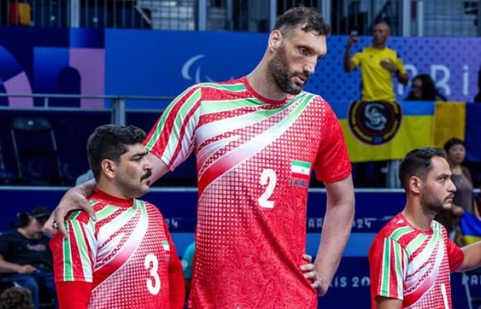 L'Iran
      et
      sa
      star
      Morteza
      Mehrzad
      à
      nouveau
      sacrés
      en
      volley-ball
      assis