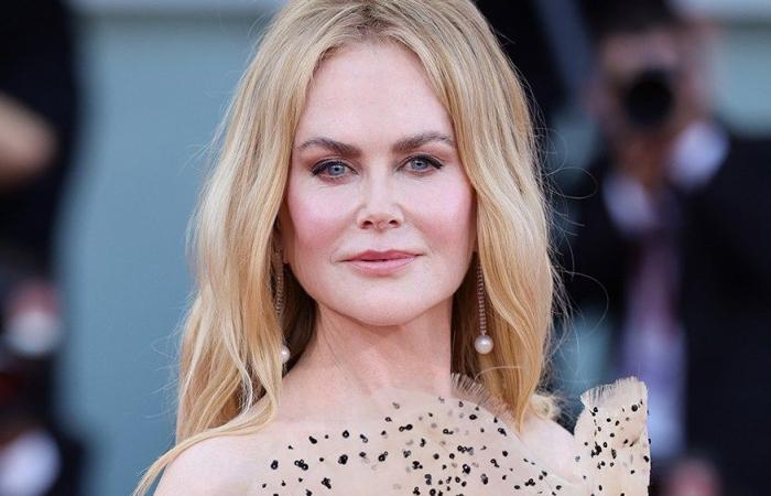 Nicole
      Kidman
      absente
      des
      Oscars
      de
      Venise
      après
      le
      décès
      de
      sa
      mère