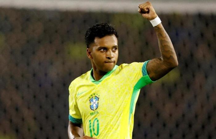 Victoire
      difficile
      du
      Brésil
      face
      à
      l'Équateur,
      Rodrygo
      marque