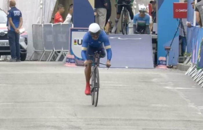 Les
      cyclistes
      sur
      route
      Arshad
      Shaik
      et
      Jyoti
      Gaderiya
      déçoivent