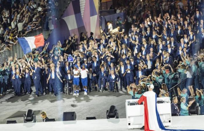 En
      termes
      de
      parité,
      l'équipe
      de
      France
      est
      encore
      loin
      du
      podium