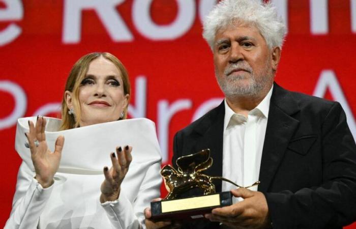 Pedro
      Almodovar,
      Lion
      d'or
      consensuel
      avec
      The
      Room
      next
      door