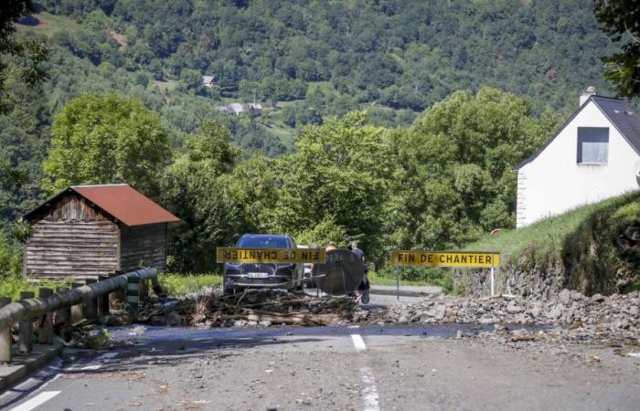 La
      route
      vers
      l'Espagne
      sera
      fermée
      pendant
      plusieurs
      mois