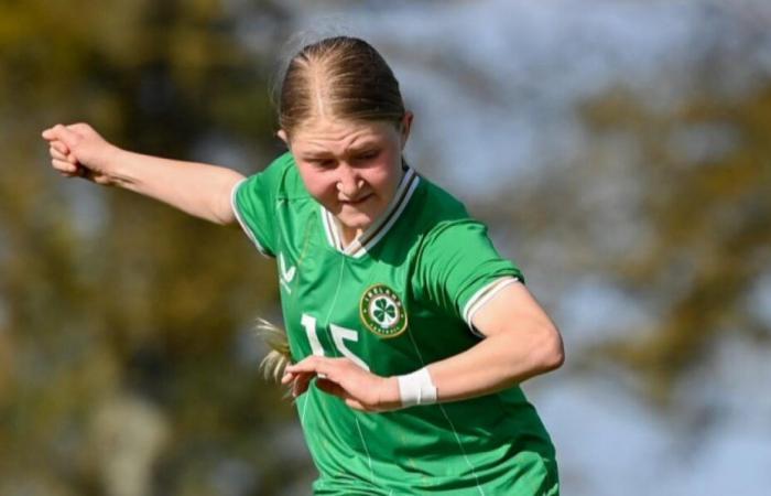 Les
      joueuses
      de
      Treaty
      United
      brillent
      dans
      l'équipe
      féminine
      U17
      de
      la
      République
      d'Irlande