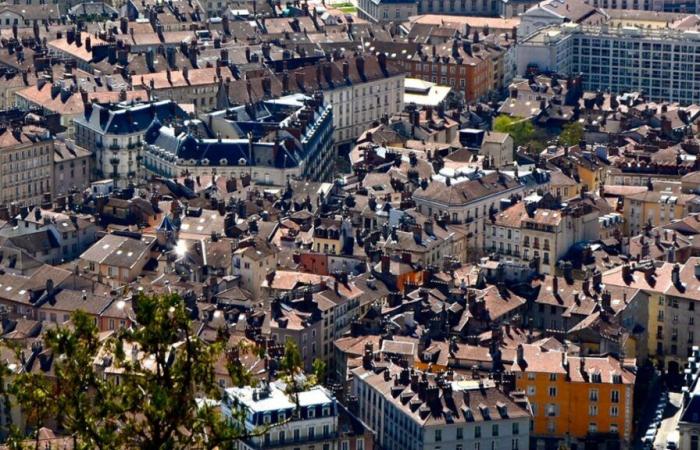 En
      France,
      un
      agent
      d'entretien
      abattu
      après
      avoir
      tenté
      d'empêcher
      un
      délit
      de
      fuite