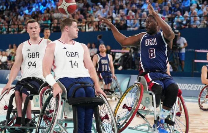 La
      Grande-Bretagne
      remporte
      l'argent
      tandis
      que
      les
      États-Unis
      conservent
      leur
      titre
      de
      champion
      de
      basket-ball
      en
      fauteuil
      roulant