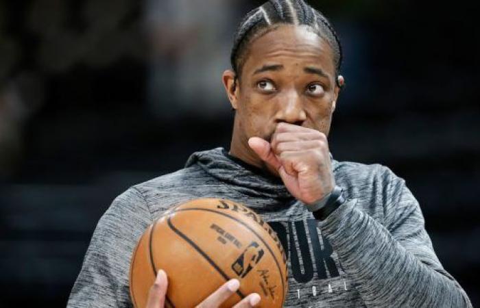 «
      Above
      The
      Noise
      »,
      le
      premier
      livre
      de
      DeMar
      DeRozan
      •
      Basket
      USA