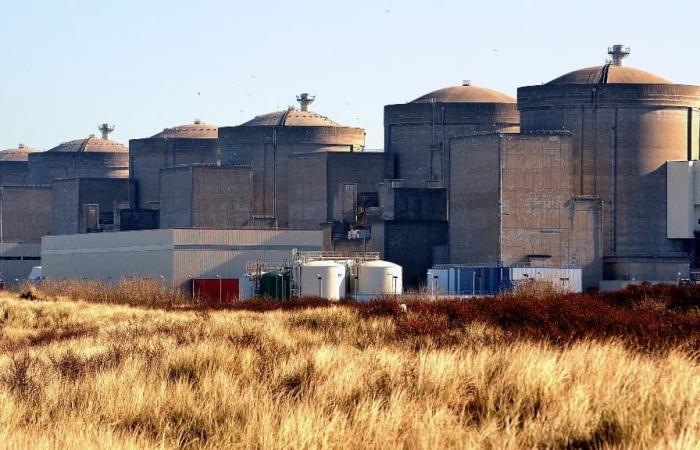 Lancement
      du
      débat
      public
      sur
      la
      construction
      de
      deux
      réacteurs
      EPR
      à
      Gravelines