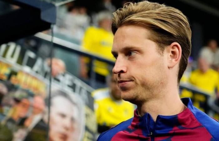 Frenkie
      de
      Jong
      n'est
      pas
      près
      d'un
      retour
      à
      Barcelone
      –
      alors
      que
      se
      passe-t-il
      ?