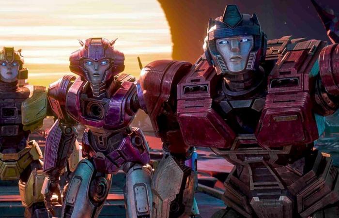 Critique
      de
      Transformers
      One