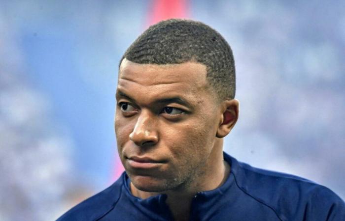 La
      Ligue
      de
      football
      professionnel
      demande
      au
      PSG
      de
      payer
      55
      millions
      d'euros
      à
      Mbappé