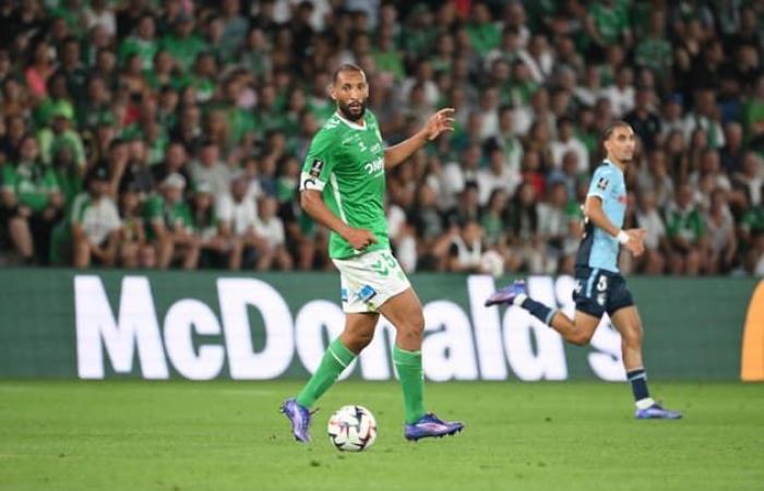 Saint-Etienne
      est
      dans
      le
      rouge,
      mais
      ne
      panique
      pas