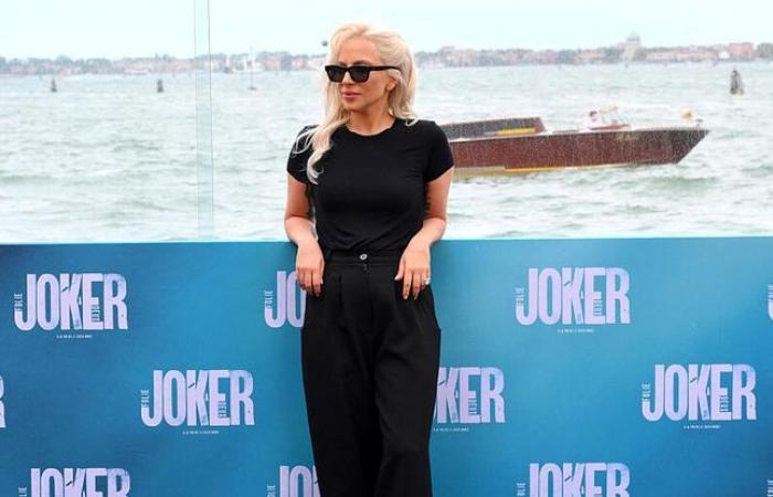 Lady
      Gaga
      répond
      à
      ses
      anciens
      camarades
      de
      classe
      qui
      prédisaient
      qu'elle
      ne
      réussirait
      jamais
      dans
      la
      vie