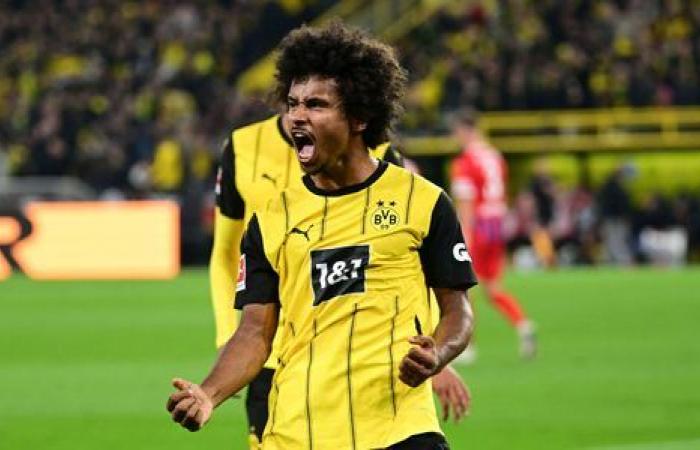 Karim
      Adeyemi
      aide
      le
      Borussia
      Dortmund
      à
      remporter
      Heidenheim