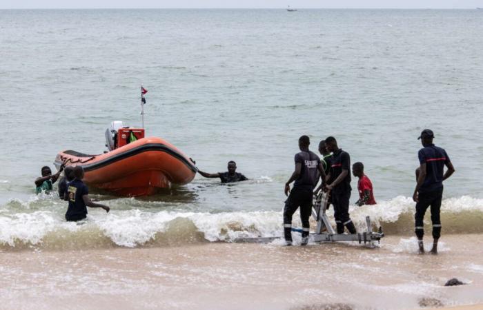 Au
      Sénégal,
      le
      président
      promet
      une
      «
      chasse
      implacable
      »
      au
      trafic
      de
      migrants