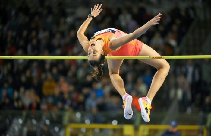 Duplantis
      et
      Mahuchikh
      terminent
      l'été
      olympique
      invaincus