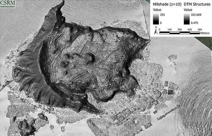 Des
      images
      révèlent
      les
      vestiges
      d'une
      «
      ville
      fantôme
      »
      au
      milieu
      de
      l'océan
      Pacifique