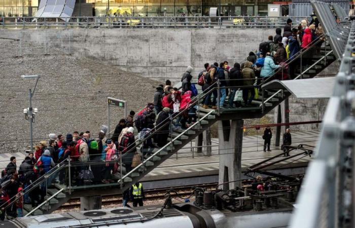 La
      Suède
      offre
      aux
      migrants
      des
      primes
      de
      retour
      élevées