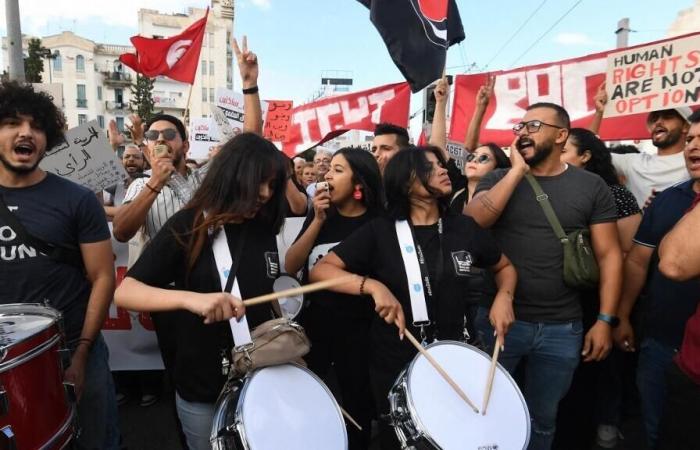 En
      Tunisie,
      les
      premiers
      jours
      de
      la
      campagne
      électorale
      présidentielle
      –
      Mon
      Blog