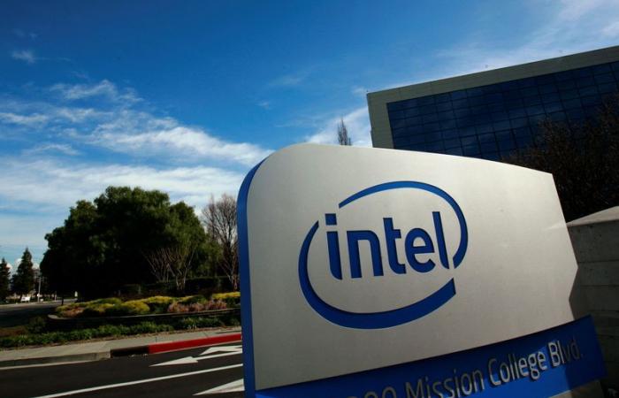 Exclusif
      –
      Comment
      Intel
      a
      perdu
      le
      marché
      au
      profit
      de
      la
      PlayStation
      de
      Sony
      –
      .