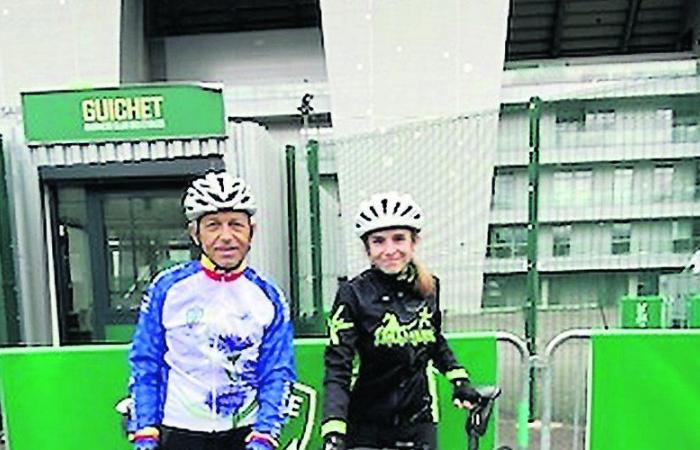 Michel et Marine parcourent 600 kilomètres à vélo entre Tarbes et Saint-Etienne pour encourager les Verts