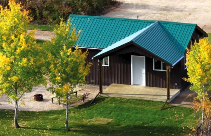 Ces parcs de l’Alberta proposent des cabanes confortables dont vous pourrez profiter cet automne