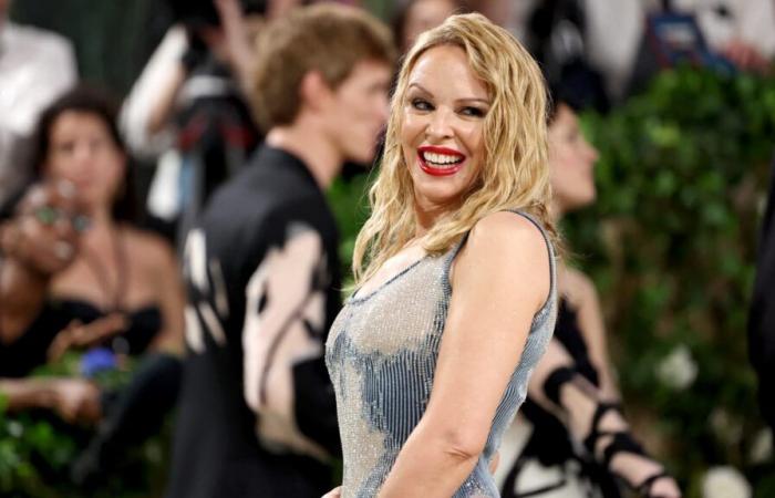 Kylie Minogue annonce une tournée et un nouvel album