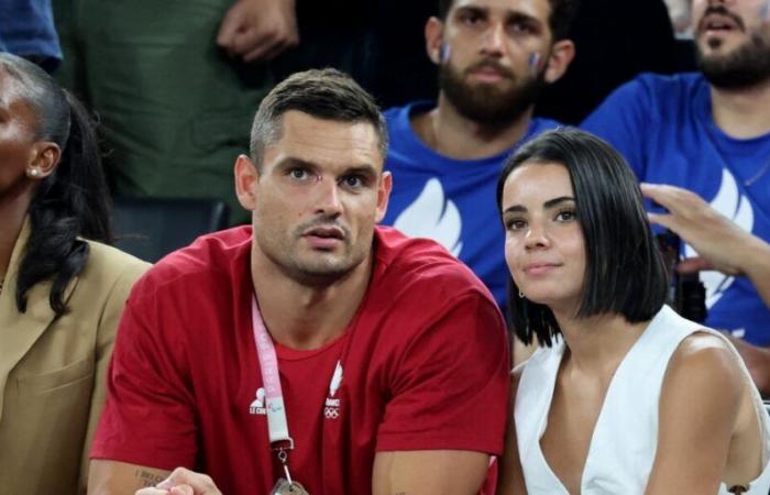 Florent Manaudou revient sur sa rencontre surprenante avec sa compagne Lola Dumenil