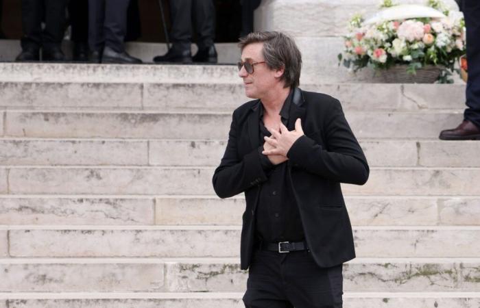 ce regret de Thomas Dutronc depuis le décès de sa mère Françoise Hardy