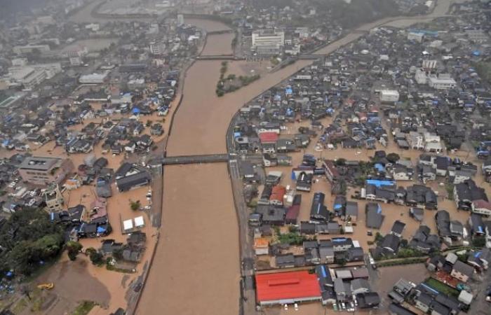 Les images impressionnantes des inondations au Japon (photos)