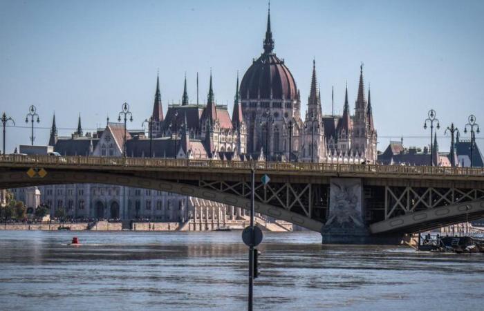 Après la tempête Boris, le Danube inondé assiège Budapest en Hongrie