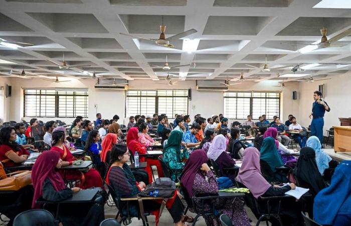 Chute de l’ancien Premier ministre du Bangladesh | Les étudiants à l’origine des manifestations retournent à l’université