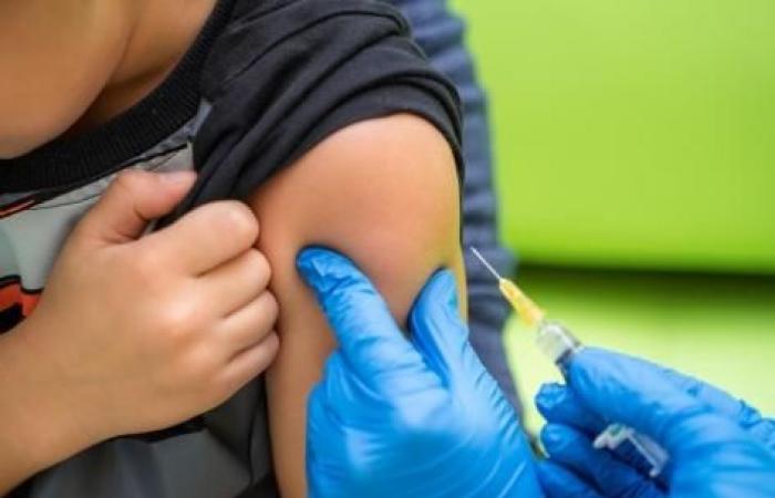 La Commission européenne étend l’autorisation du vaccin aux adolescents de 12 ans et plus