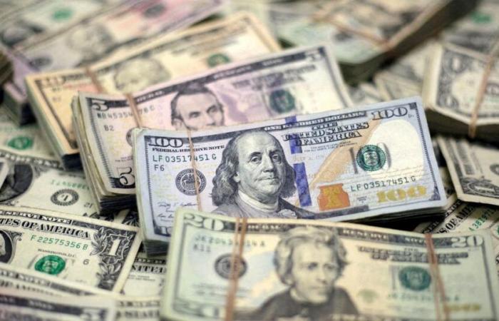 Le dollar affaibli par les anticipations d’une baisse des taux de la Fed