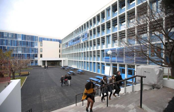 ce lycée d’Antibes a été victime d’une importante inondation lors des intempéries