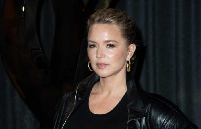 Jupe transparente et perfecto, Virginie Efira plus sensuelle que jamais au défilé Saint Laurent