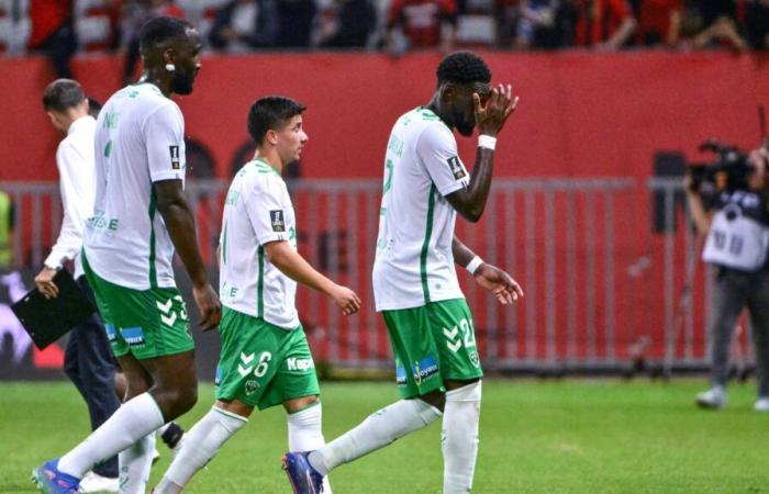 Rencontres entre joueurs, rencontres avec les supporters… Saint-Etienne tente de se relever de la gifle reçue 8-0 à Nice