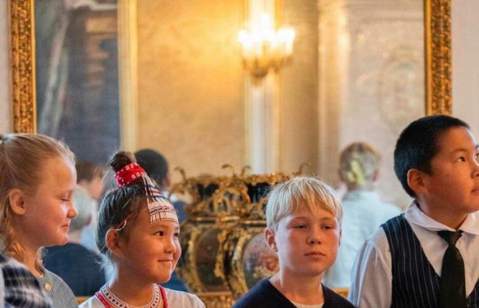 La princesse Benedikte accueille des enfants du Groenland à Copenhague