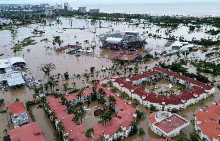 EN IMAGES | L’ouragan « John » fait vivre un cauchemar aux citoyens mexicains