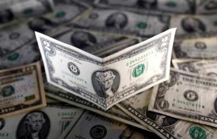 Le dollar au plus bas depuis 14 mois face à un panier de devises