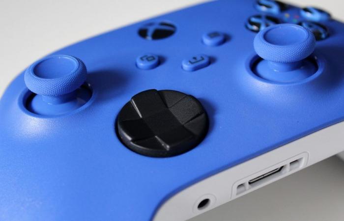 French Days – La manette de jeu manette sans fil Microsoft Xbox Series X/S Shock Blue « 5 étoiles » à 45,99 € (-21%)