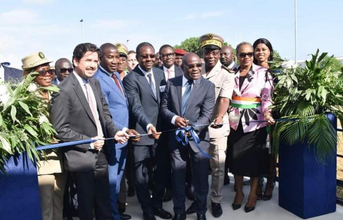 Ibrahim Kalil Konaté inaugure RAXIO CIV 1, le premier Datacenter Tier III