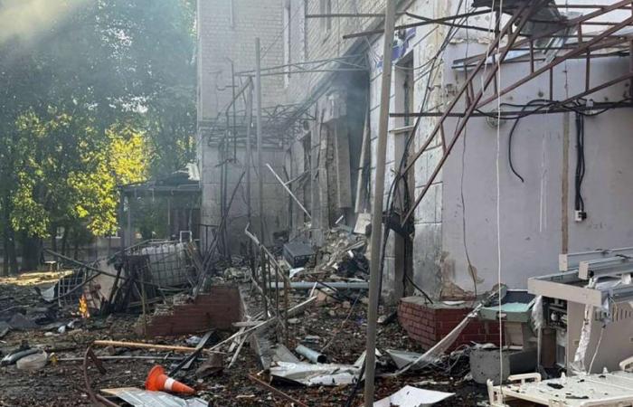 le bombardement d’un hôpital de la ville de Soumy par l’armée russe fait au moins 8 morts, selon le gouvernement ukrainien