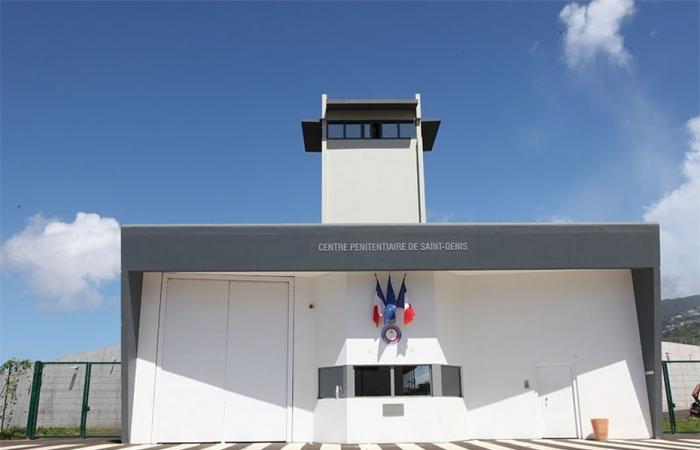 deux adolescentes détenues avec des adultes au centre pénitentiaire de Saint-Denis, dénonce l’Observatoire des prisons