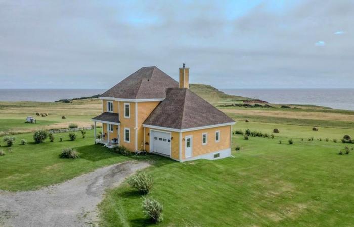 Îles-de-la-Madeleine | Julie Snyder vend son hôtel