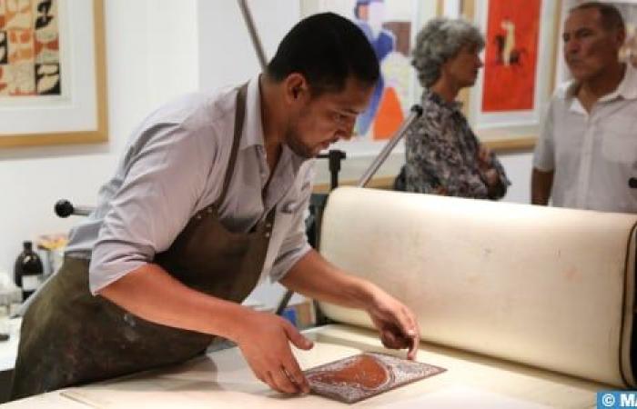 Un pont entre tradition et modernité dans l’art de la gravure au Maroc