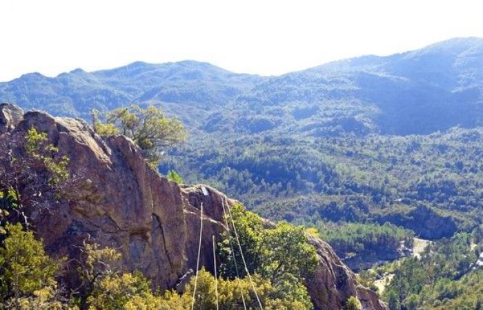 38 photos qui prouvent que la Corse est l’île la plus laide du monde