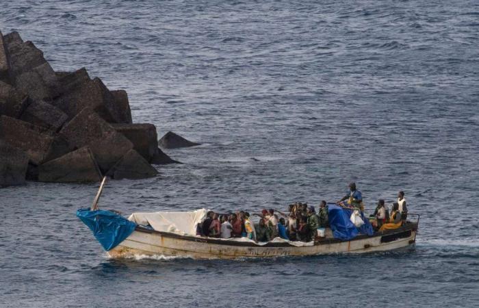 Un bateau de migrants avec 84 passagers a coulé au large des îles Canaries, 48 ​​personnes sont toujours recherchées