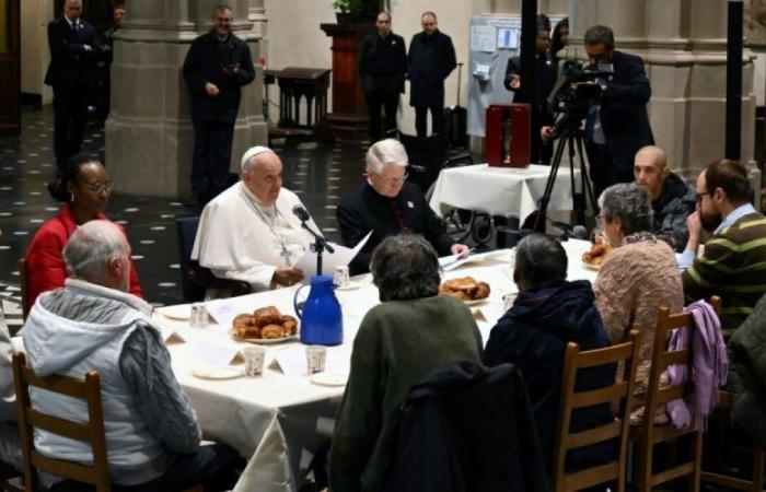 En Belgique, le pape une nouvelle fois interrogé sur les violences sexuelles dans l’Église